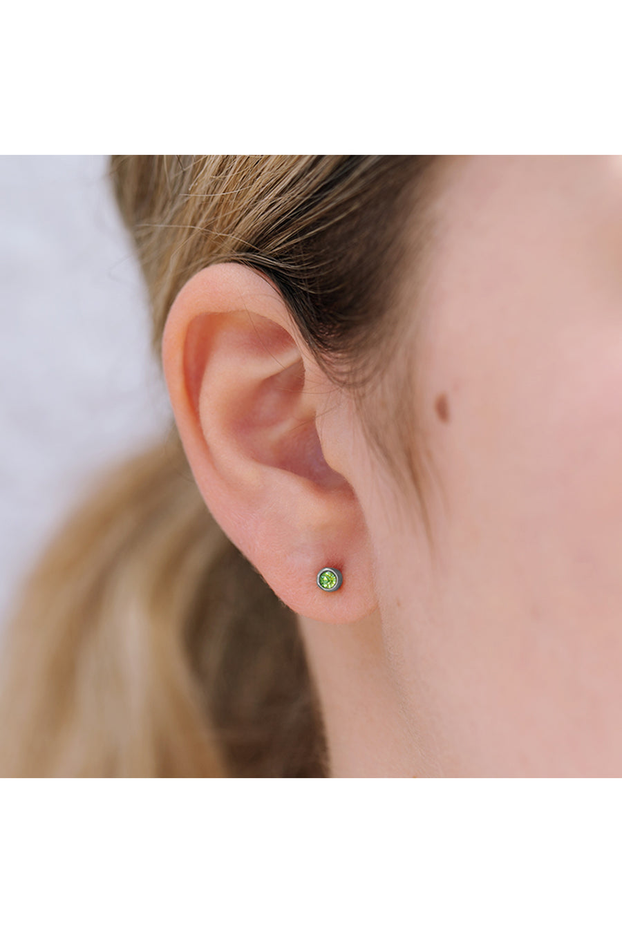 EURO 51281 Light Green Peridot Crystal August Birthstone Stainless Steel 4mm Studs - Life Pharmacy St Lukes