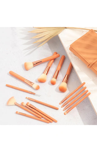 NUDE BY NATURE Luxe Beauty Ultimate Brush Set 15 - Life Pharmacy St Lukes